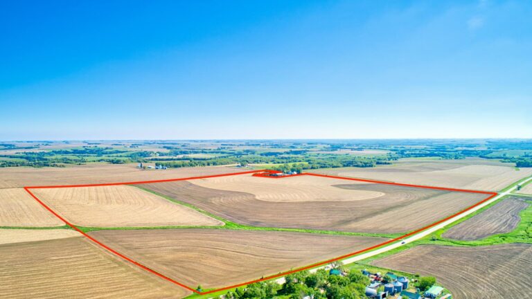 303.03 Surveyed Acres Selling in 2 Tracts-Tract 1-1622228102