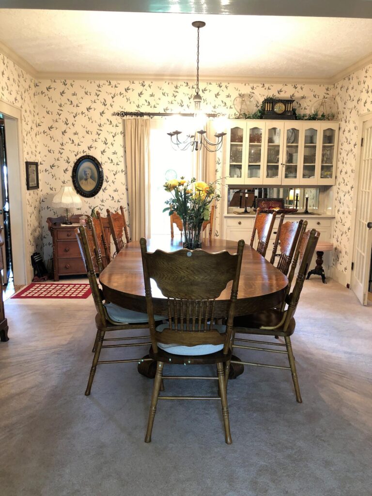 4.25 Acre Acreage-Dining Room-1561482977