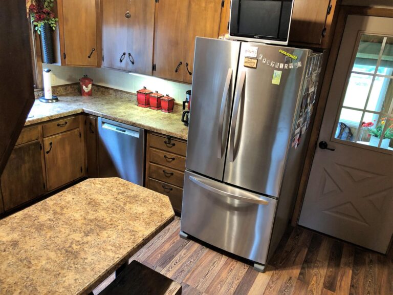 4.25 Acre Acreage-Kitchen-1561484731