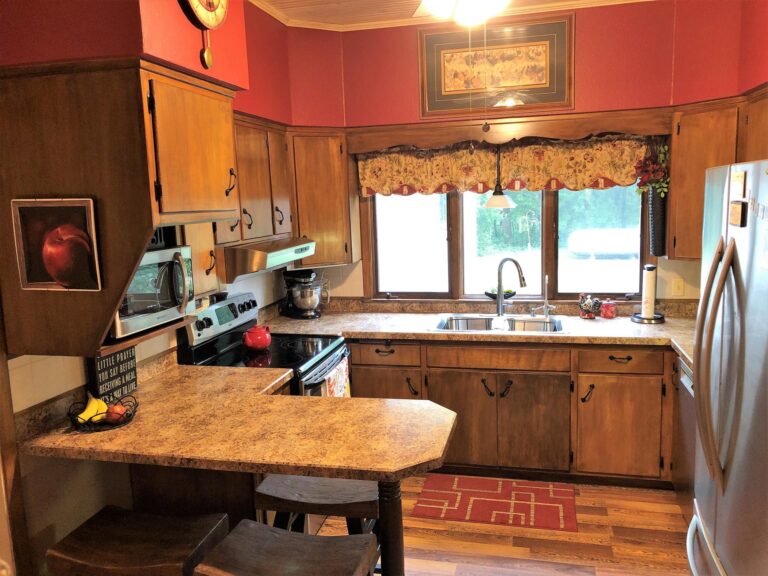 4.25 Acre Acreage-Kitchen-1561484756
