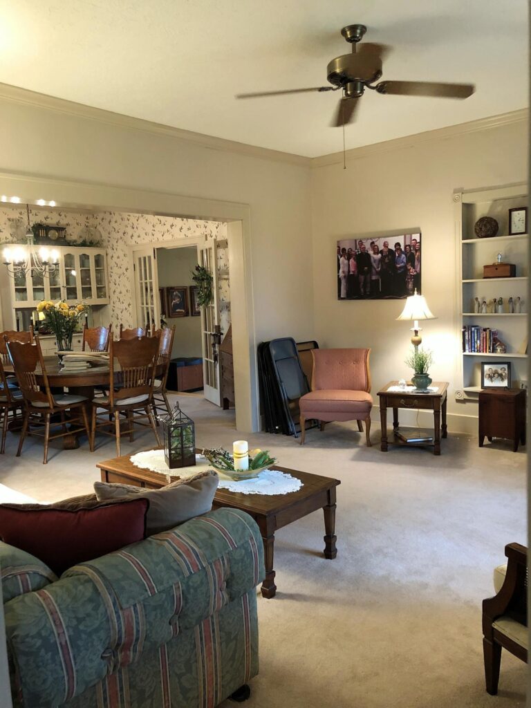 4.25 Acre Acreage-Living Room-1561484823