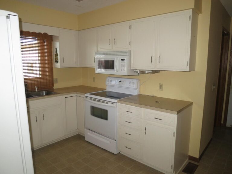 Home and 3 buildings to be moved-Kitchen-1553703172