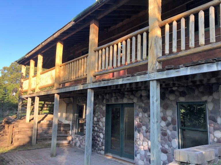 Log Home on 30.1 Surveyed Acres-5-1570822596