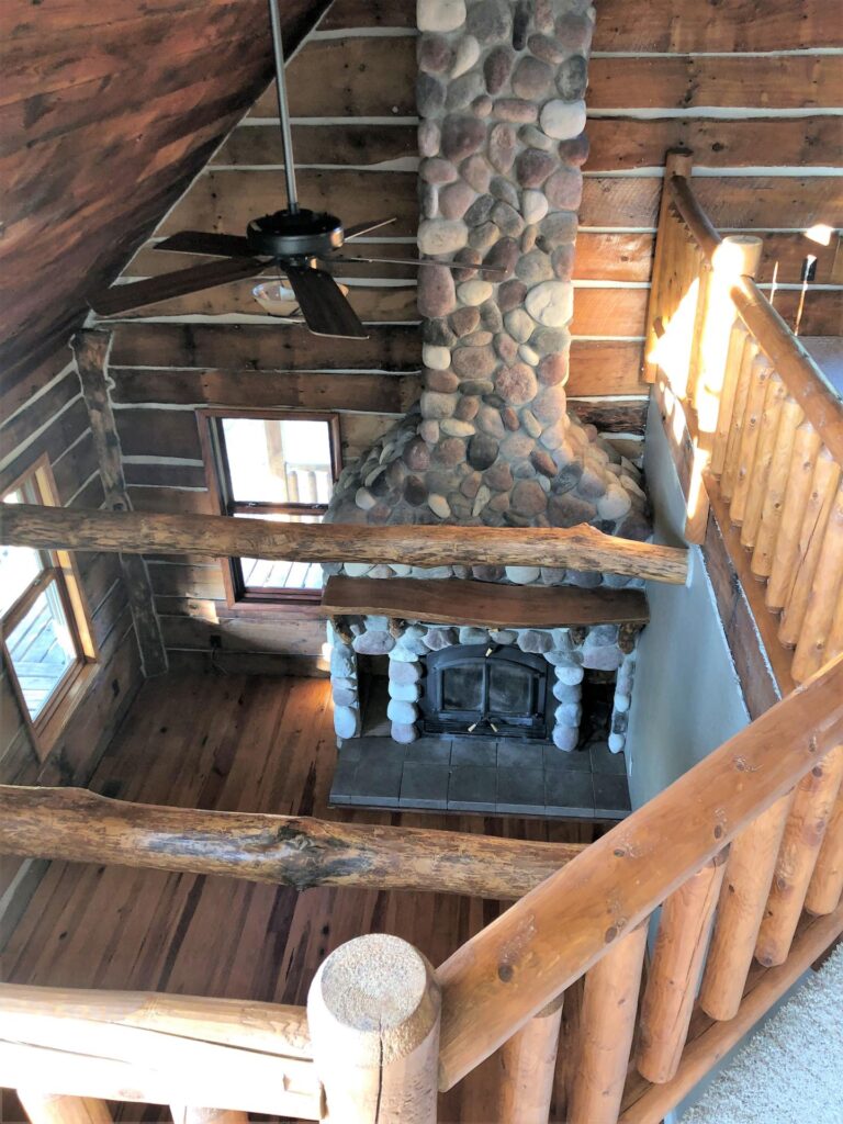 Log Home on 30.1 Surveyed Acres-balcony-1570646239