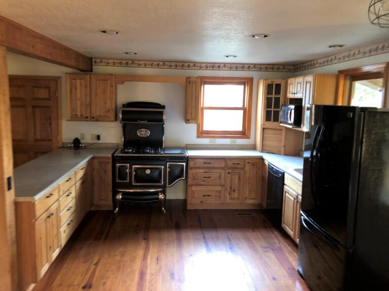 Log Home on 30.1 Surveyed Acres-kitchen-1570645450