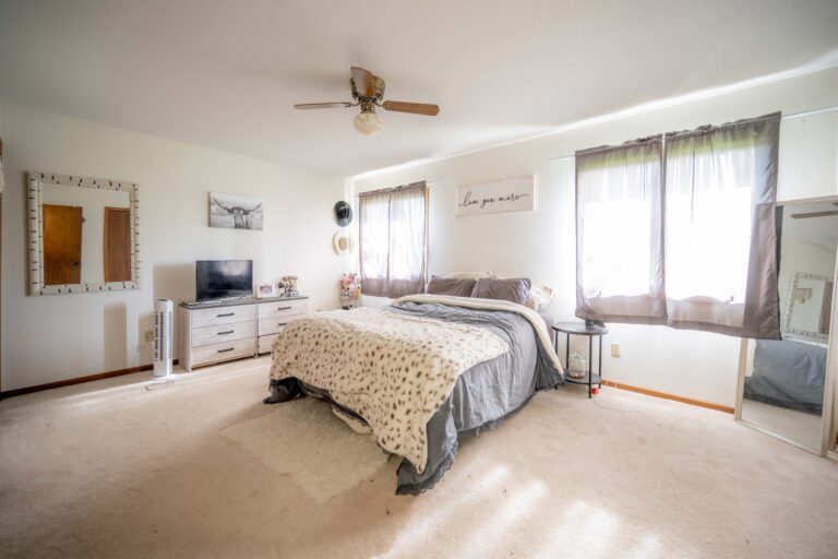 Midwest Land Linn Grove Property 18